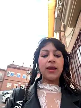 MaiaRouge webcams show profile image 
