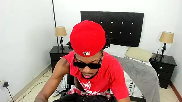 maikol_monstercock from StripChat is Freechat