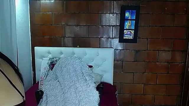 Maira_B webcams show profile image 