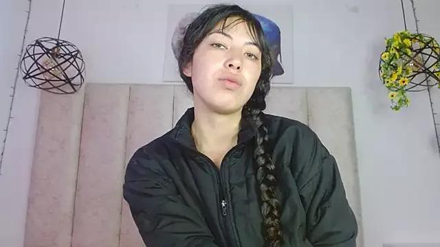 Explore our live girls sluts from our Custom and Multi clubs and checkout exclusive access to highly interactive content, such as shape, hair, titties, pussy type and many more.