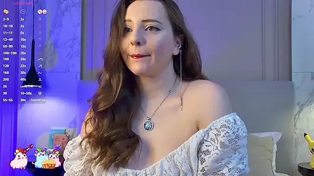 Explore our live girls sluts from our Custom and Multi clubs and checkout exclusive access to highly interactive content, such as shape, hair, titties, pussy type and many more.