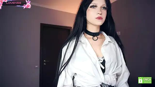 Photos of MalvinaKroening from StripChat is Freechat