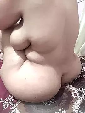 Mama_Queen_ from StripChat is Freechat