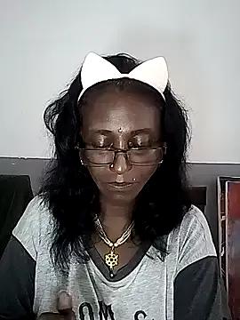 mamakarma1403 from StripChat