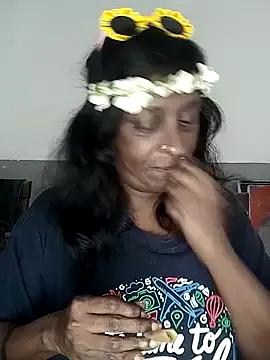 mamakarma1403 from StripChat