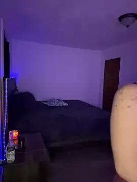 MamaSpicy from StripChat