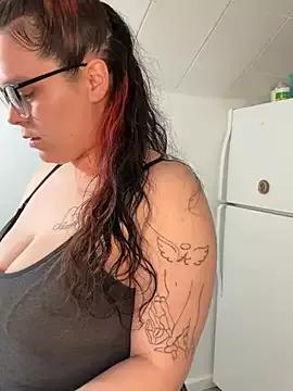 MamaSpicy from StripChat