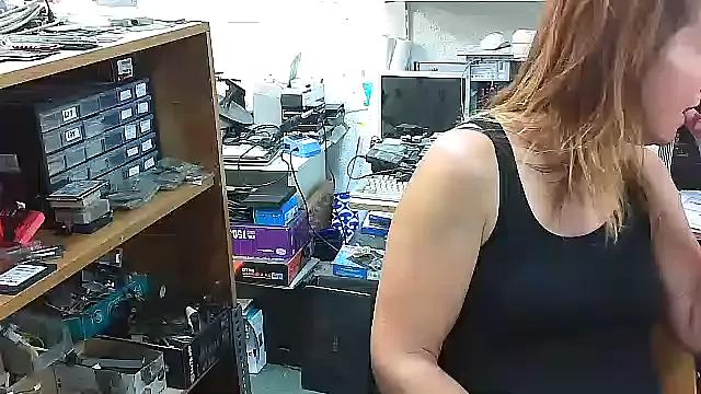 Manon11100 webcams show profile image 