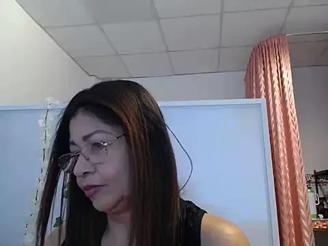 Manuela_lara_ from StripChat is Freechat