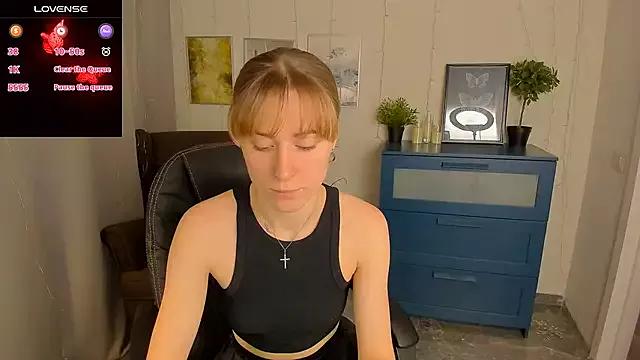 MaraCooperrr from StripChat