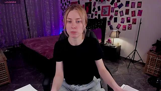 MaraCooperrr from StripChat