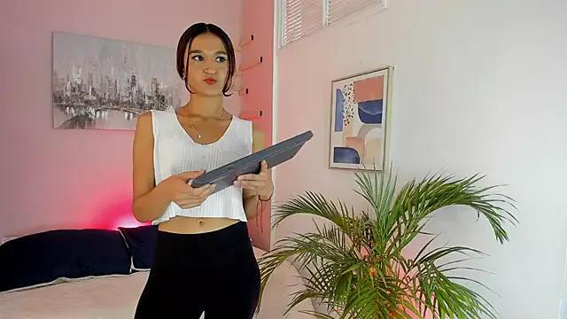 maraiah_petit from StripChat