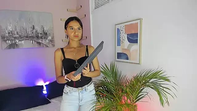 Explore our live girls sluts from our Custom and Multi clubs and checkout exclusive access to highly interactive content, such as shape, hair, titties, pussy type and many more.