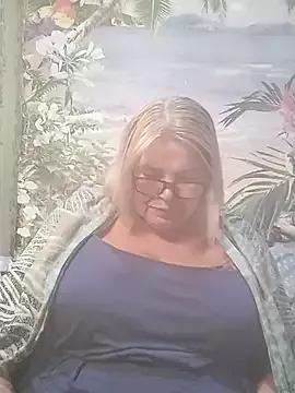 MargaritaSweet51 from StripChat is Freechat