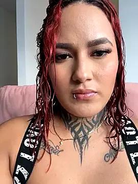 MargothWolfe from StripChat is Freechat