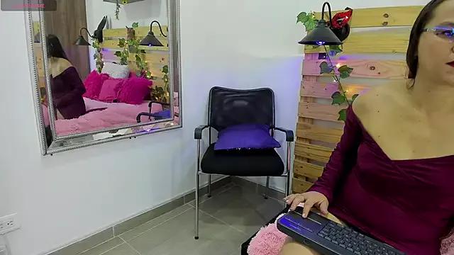 Mariadelmar_15 from StripChat is Freechat