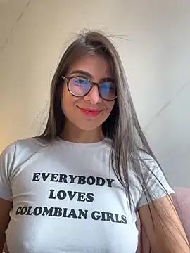 Explore our live girls sluts from our Custom and Multi clubs and checkout exclusive access to highly interactive content, such as shape, hair, titties, pussy type and many more.