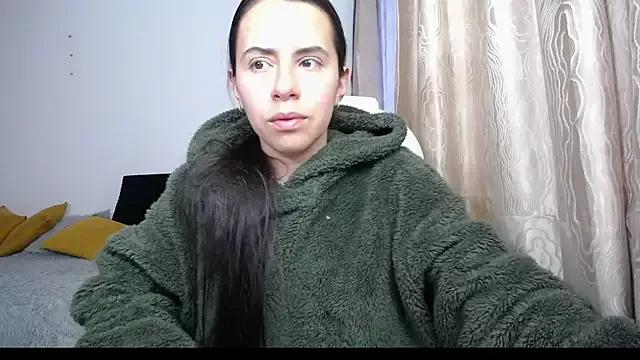 Explore our live girls sluts from our Custom and Multi clubs and checkout exclusive access to highly interactive content, such as shape, hair, titties, pussy type and many more.