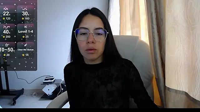 Explore our live girls sluts from our Custom and Multi clubs and checkout exclusive access to highly interactive content, such as shape, hair, titties, pussy type and many more.