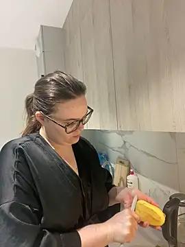 Explore our live girls sluts from our Custom and Multi clubs and checkout exclusive access to highly interactive content, such as shape, hair, titties, pussy type and many more.