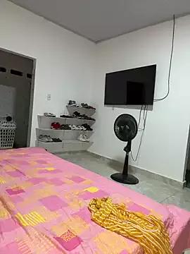 Mariana_cooper_07 from StripChat is Freechat