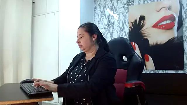 mariani_smith from StripChat is Freechat