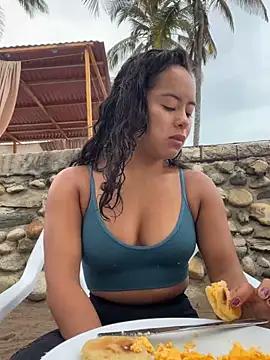 Explore our live girls sluts from our Custom and Multi clubs and checkout exclusive access to highly interactive content, such as shape, hair, titties, pussy type and many more.