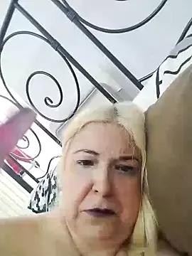 Explore our live girls sluts from our Custom and Multi clubs and checkout exclusive access to highly interactive content, such as shape, hair, titties, pussy type and many more.