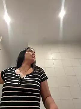 Mariluu_11 webcams show profile image 