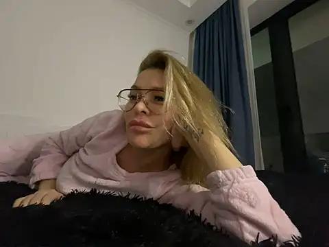 Marisabel007 webcams show profile image 