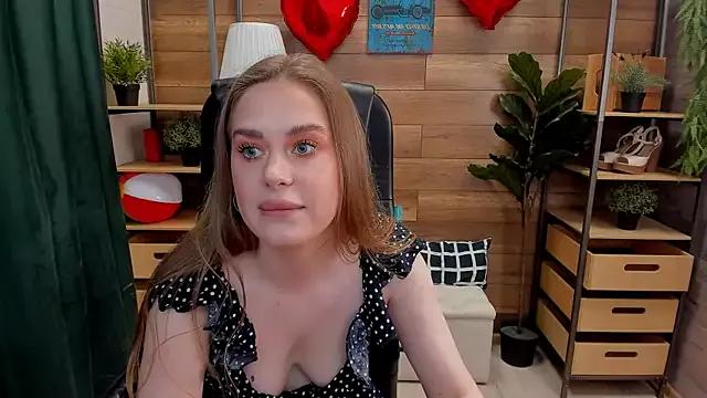 Marlyn_love_ from StripChat is Freechat