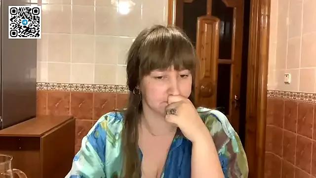 MaroonMoon_ from StripChat is Freechat