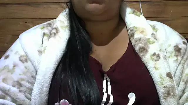 MARRENTINHA34 from StripChat