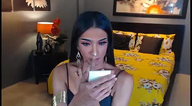 MarryQueen22 from StripChat