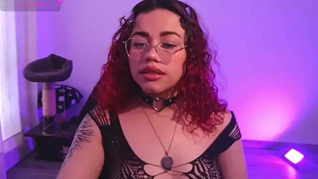 Explore our live girls sluts from our Custom and Multi clubs and checkout exclusive access to highly interactive content, such as shape, hair, titties, pussy type and many more.