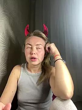 Photos of MartaLuna_ from StripChat is Freechat