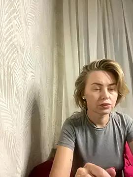 Explore our live girls sluts from our Custom and Multi clubs and checkout exclusive access to highly interactive content, such as shape, hair, titties, pussy type and many more.