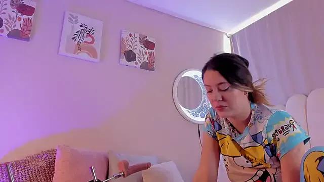 Explore our live girls sluts from our Custom and Multi clubs and checkout exclusive access to highly interactive content, such as shape, hair, titties, pussy type and many more.