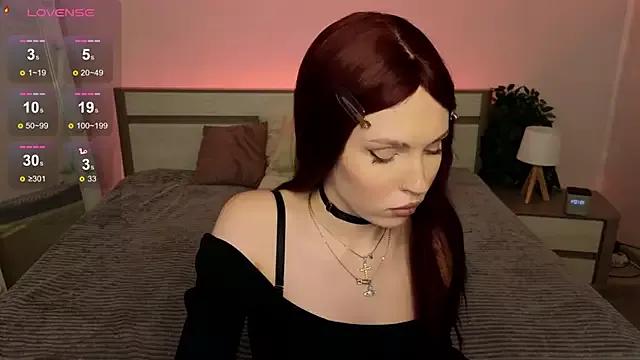 Explore our live girls sluts from our Custom and Multi clubs and checkout exclusive access to highly interactive content, such as shape, hair, titties, pussy type and many more.