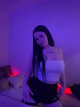 MaryAriel from StripChat is Freechat