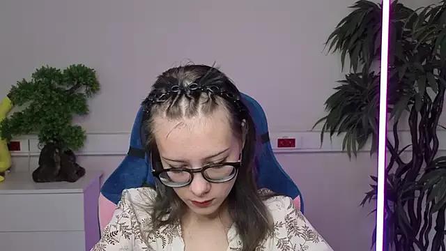 MaryBrooks from StripChat is Freechat