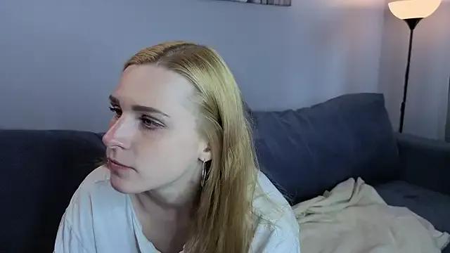 MaryColemann from StripChat is Freechat