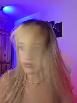 MaryMoon_ from StripChat is Freechat