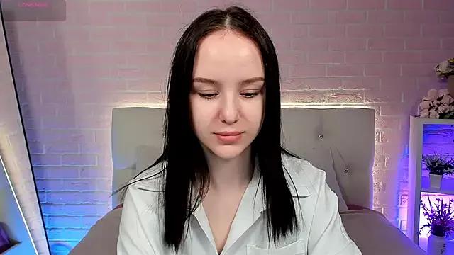 Explore our live girls sluts from our Custom and Multi clubs and checkout exclusive access to highly interactive content, such as shape, hair, titties, pussy type and many more.