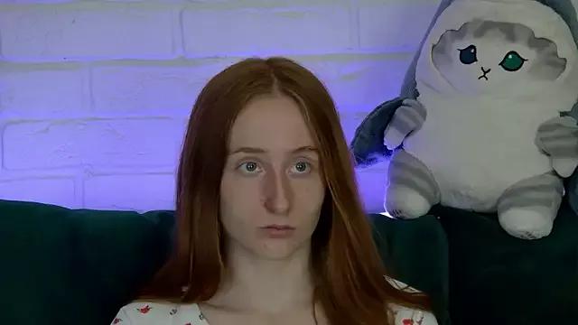 MaryVarum from StripChat is Freechat