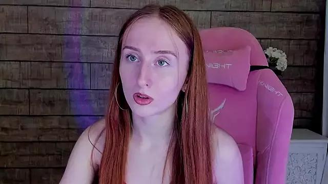 MaryVarum from StripChat is Freechat