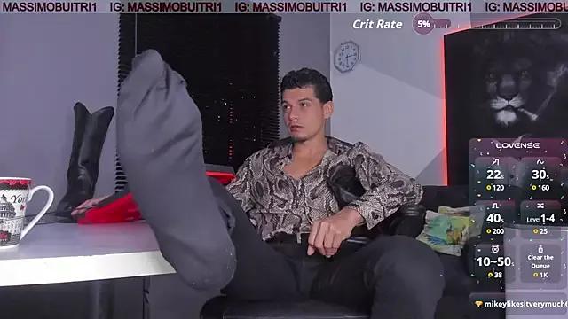 massimo_g from StripChat
