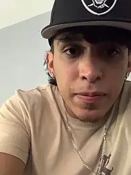 Mattew_Dluca_ from StripChat