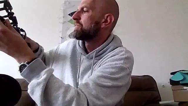 Photos of Matts1988 from StripChat is Freechat