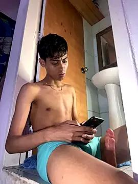 Mauuu18 from StripChat